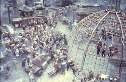 Mad Max Beyond Thunderdome, 1985, una scena dal film