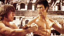Bruce Lee contro Chuck Norris nel Colosseo a Roma (L'urlo di Chen terrorizza anche l'occidente, 1974)